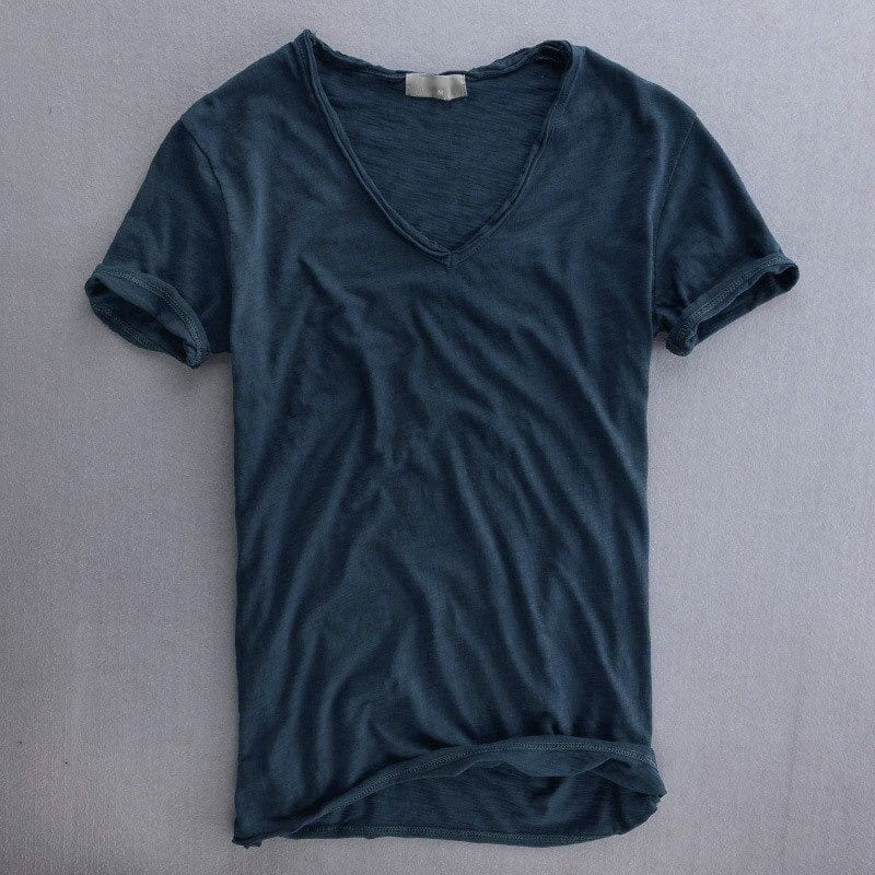 Luke | T-shirt herr i smal passform med v-ringning - Marinblå