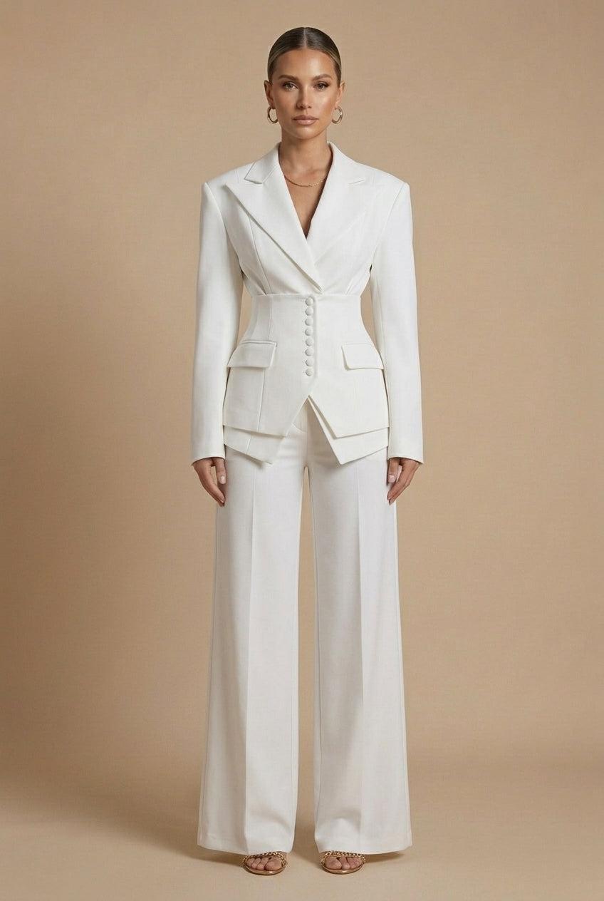 Molly | Byxdress dam med spetsslag och vida byxor - Vit